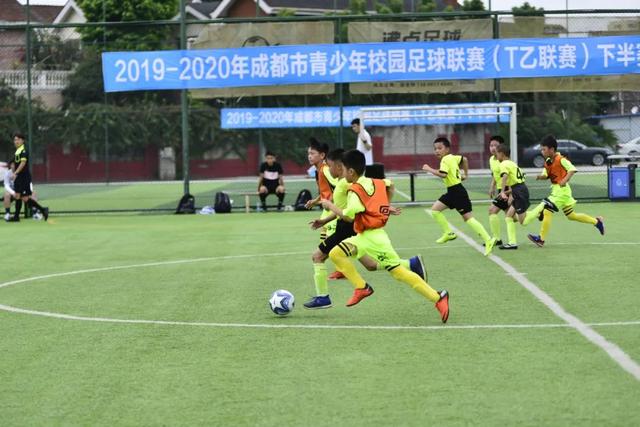 巴萨与巴黎对抗前瞻：战术演练显现隐忧